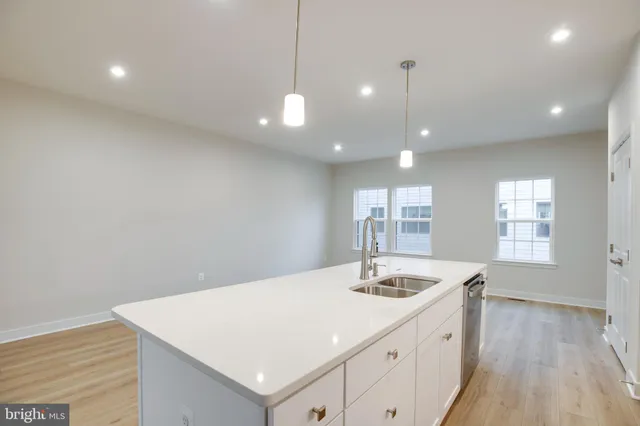 $3,400 | 4492 Blush Peony Terrace, Chantilly, VA 20151