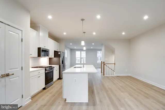 $3,400 | 4492 Blush Peony Terrace, Chantilly, VA 20151