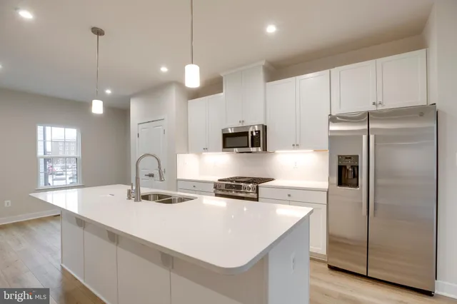 $3,400 | 4492 Blush Peony Terrace, Chantilly, VA 20151