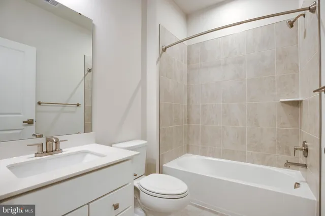 $3,400 | 4492 Blush Peony Terrace, Chantilly, VA 20151