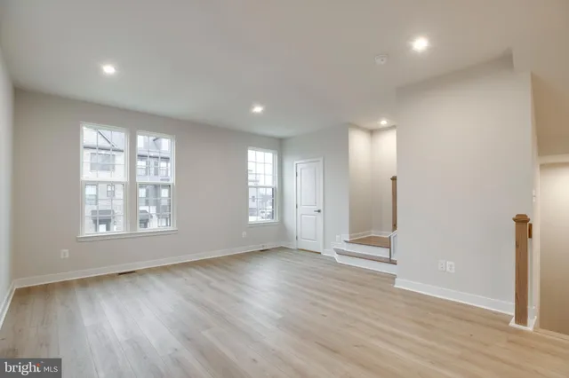 $3,400 | 4492 Blush Peony Terrace, Chantilly, VA 20151