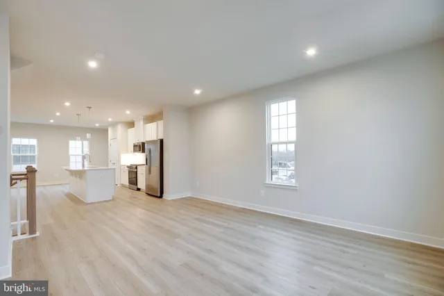 $3,400 | 4492 Blush Peony Terrace, Chantilly, VA 20151