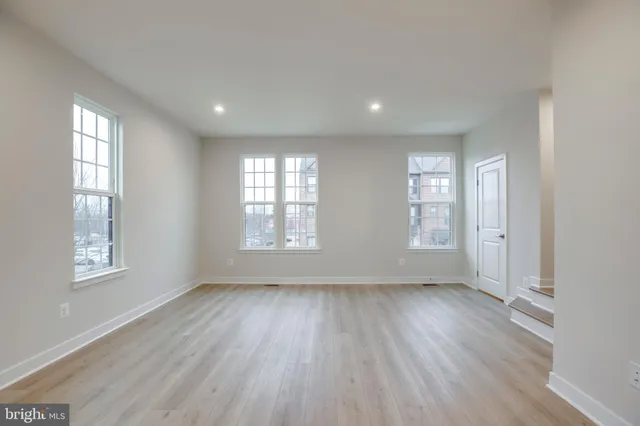 $3,400 | 4492 Blush Peony Terrace, Chantilly, VA 20151