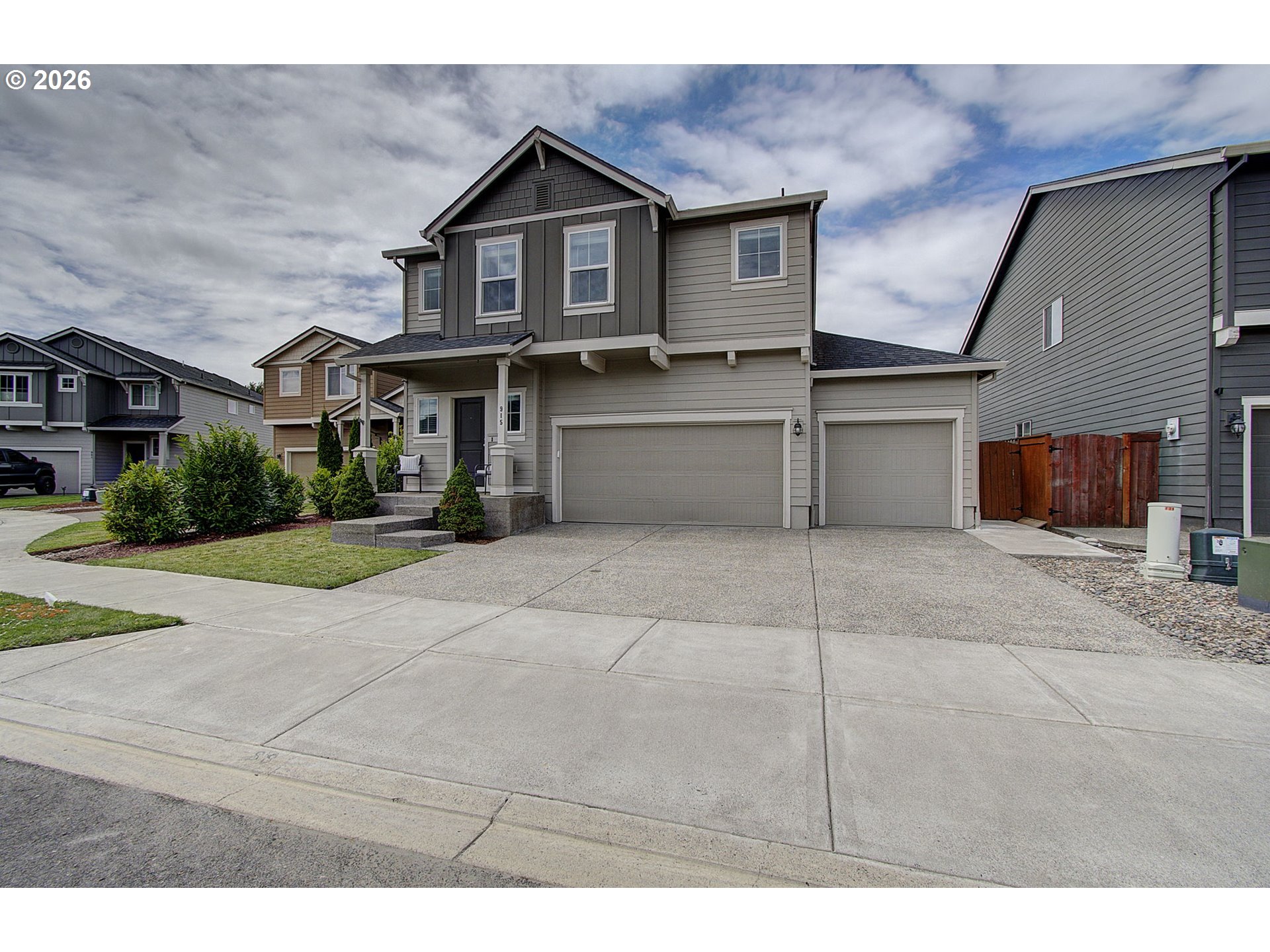 915 North Gibert Court Ridgefield, WA 98642 - Photo 2 of 45 Gallery Image 2