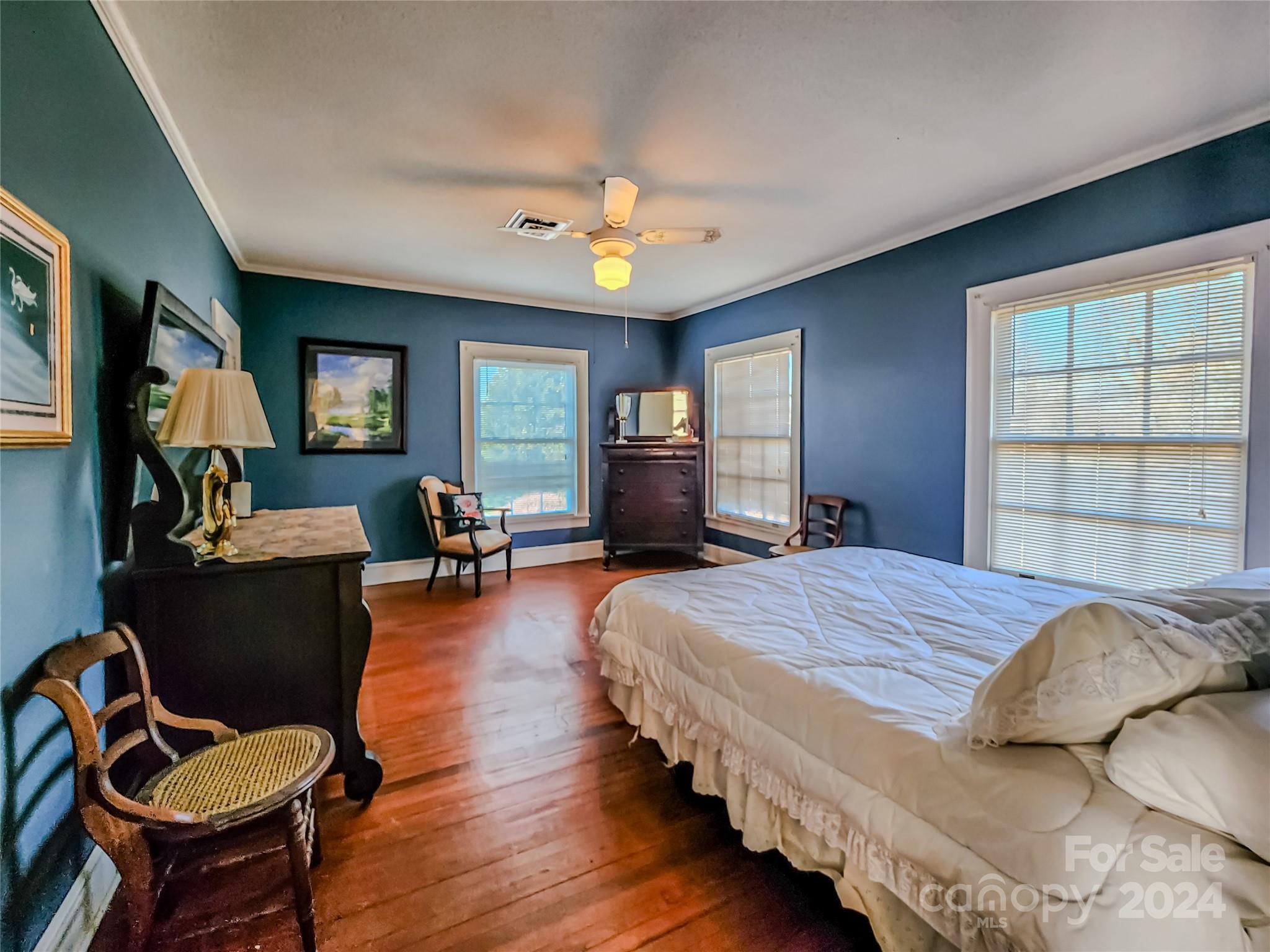 535 North Washington Street Rutherfordton, NC 28139 - Photo 23 of 48 a bedroom with bed and window