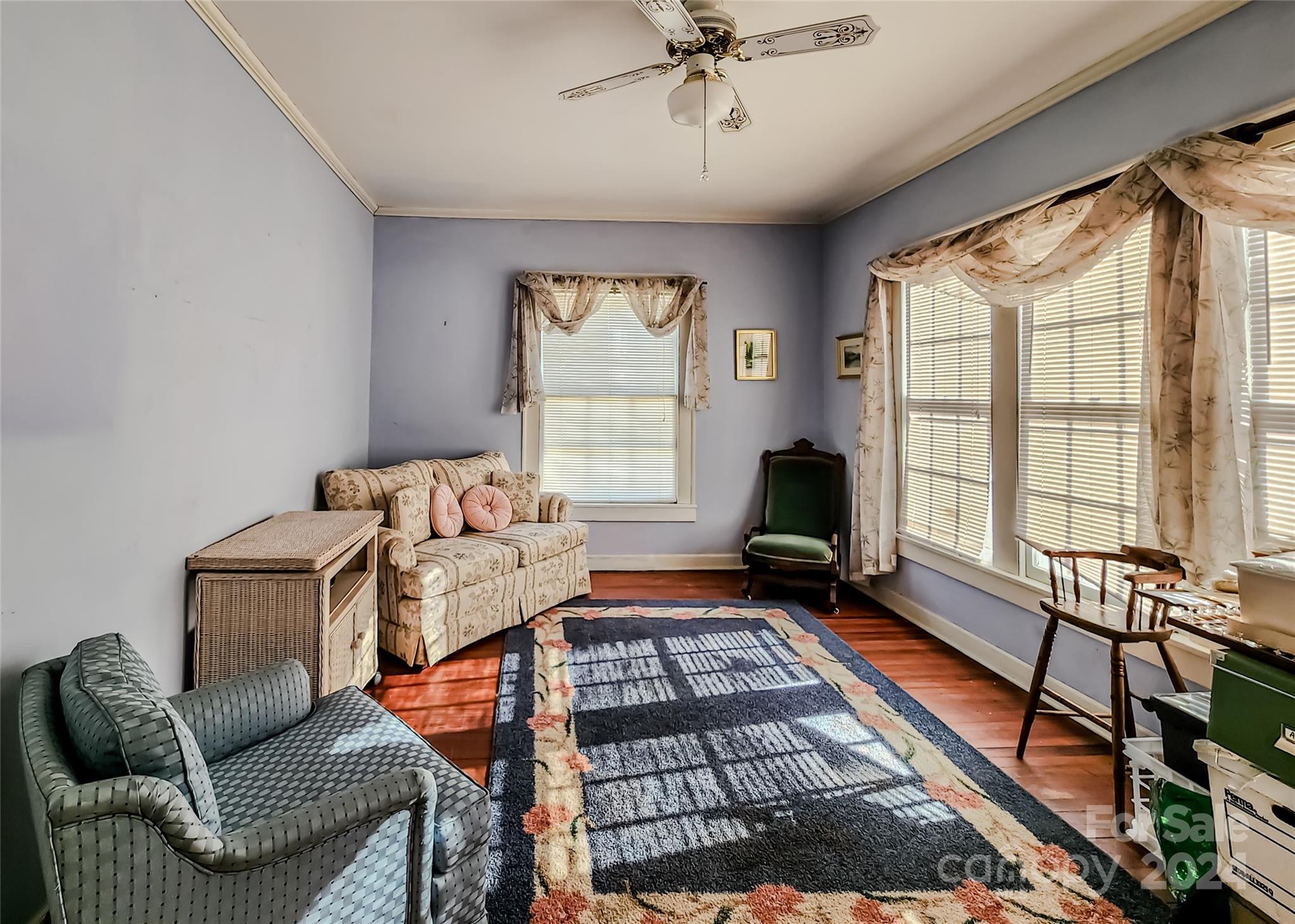 535 North Washington Street Rutherfordton, NC 28139 - Photo 31 of 48 a living room with furniture and a window