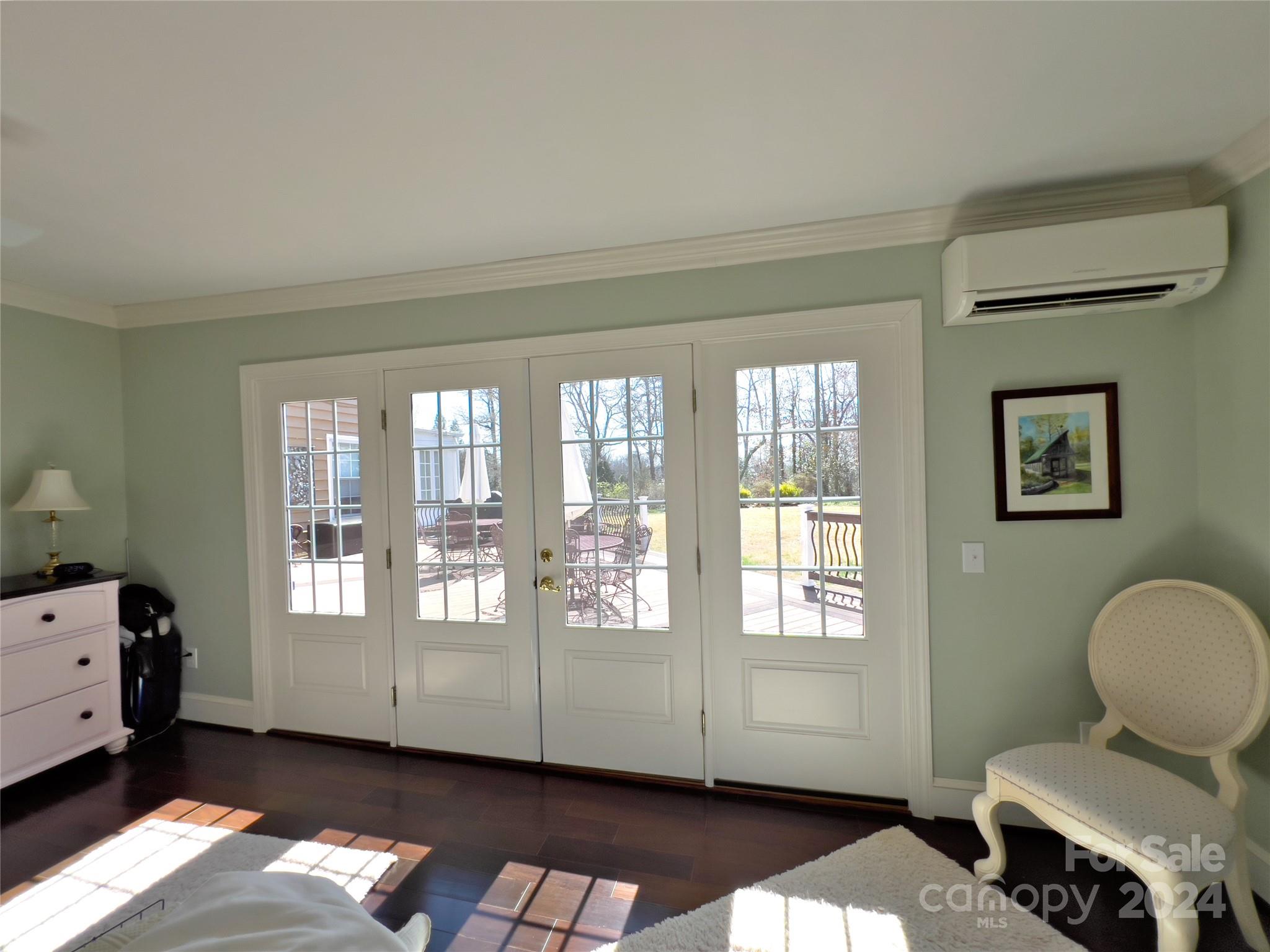 535 North Washington Street Rutherfordton, NC 28139 - Photo 39 of 48 a living room with furniture and a window