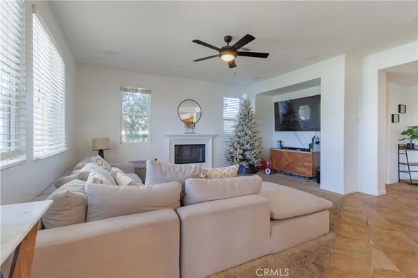 $1,420,000 | 17797 Canyonwood Drive, Riverside, CA 92504