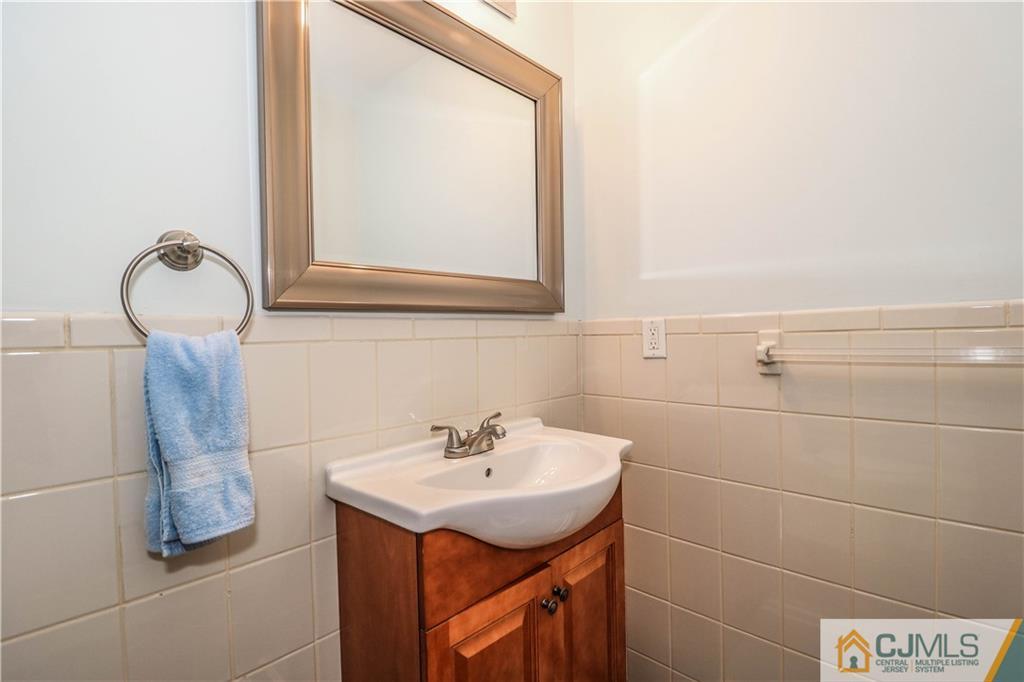 267 Retta Court Piscataway, NJ 08854 - Photo 21 of 25 Gallery Image 21