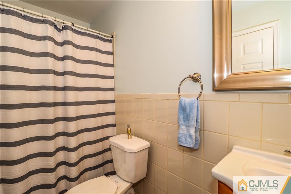267 Retta Court Piscataway, NJ 08854 - Photo 22 of 25 Gallery Image 22