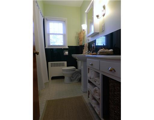 3585 Princeton Road New Castle, PA 16101 - Photo 14 of 18 Full Bath.