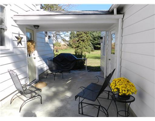 3585 Princeton Road New Castle, PA 16101 - Photo 3 of 18 Patio/Deck.