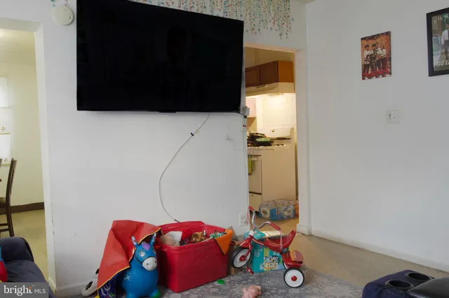 $375,000 | 708 East Montrose Street, Vineland, NJ 08360