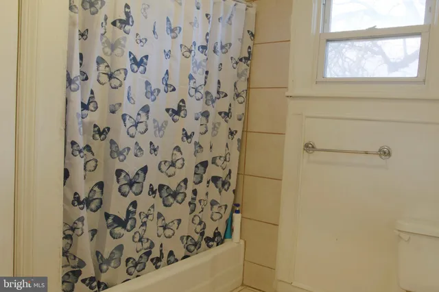 $375,000 | 708 East Montrose Street, Vineland, NJ 08360