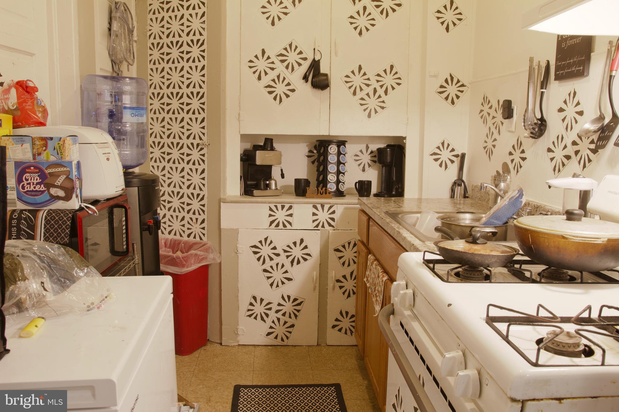 708 East Montrose Street Vineland, NJ 08360 - Photo 25 of 29 unit 2 kitchen