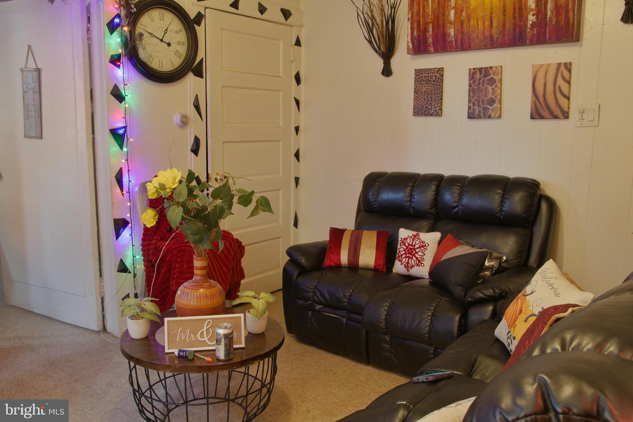 708 East Montrose Street Vineland, NJ 08360 - Photo 27 of 29 unit 2 living room