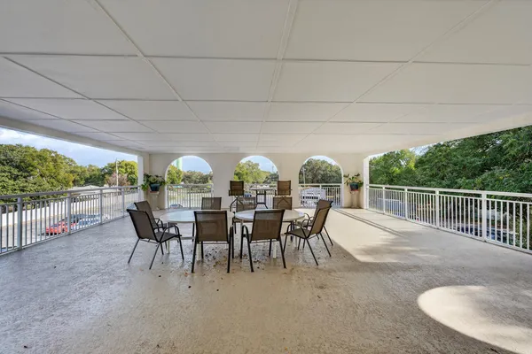 $375,000 | 151 Calhoun Avenue, Unit 301, Destin, FL 32541