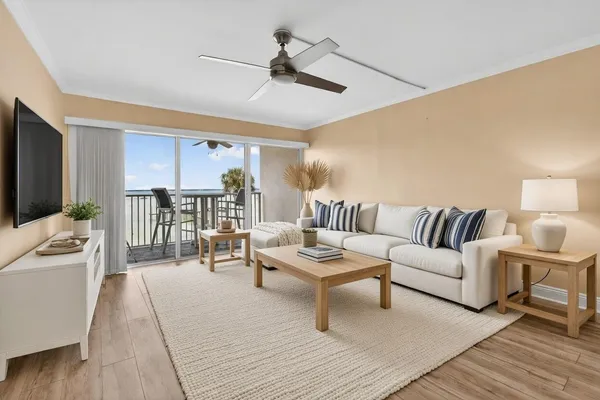 $375,000 | 151 Calhoun Avenue, Unit 301, Destin, FL 32541