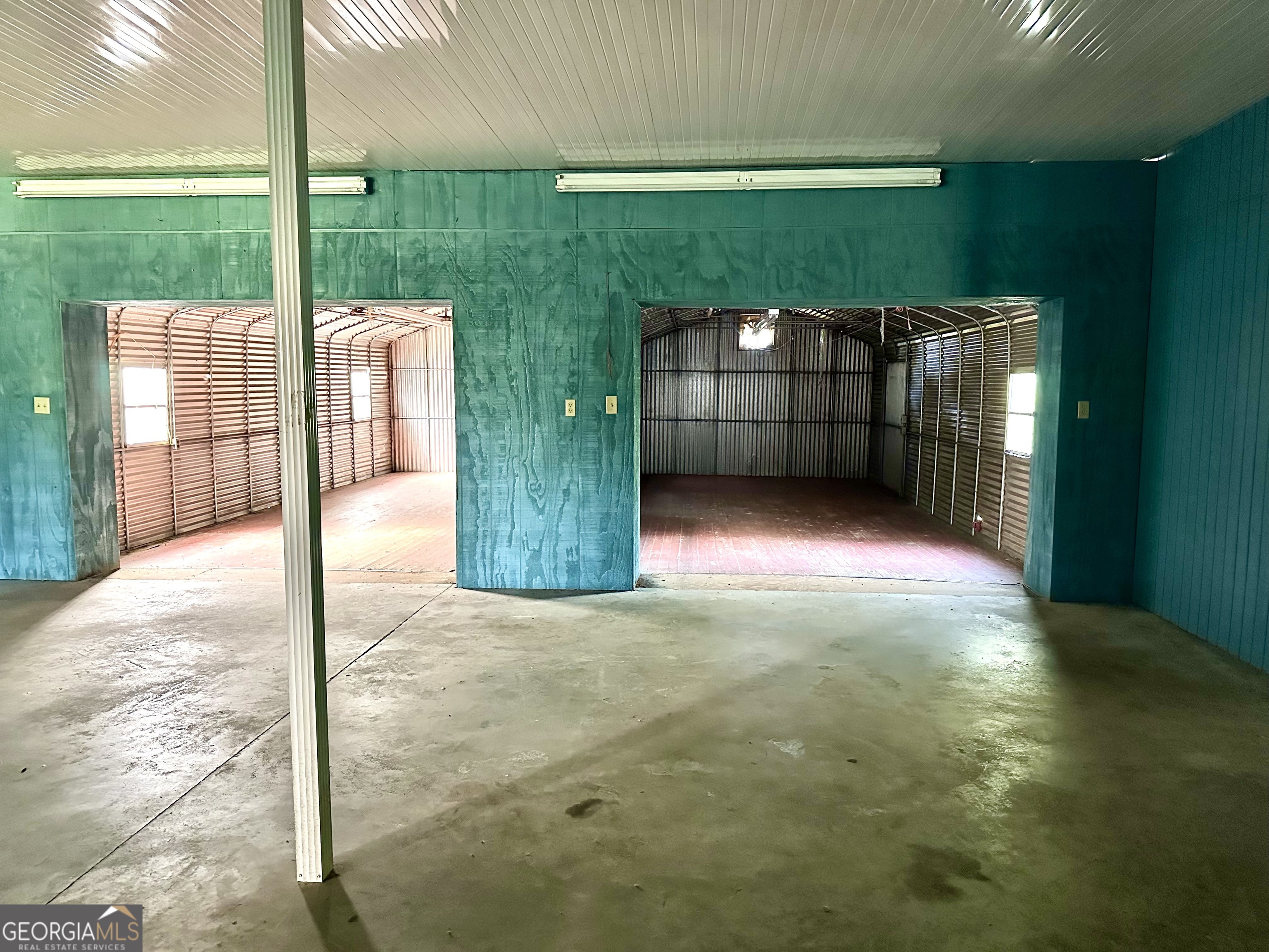 3344 Strickland Avenue Blackshear, GA 31516 - Photo 8 of 17 a view of outdoor space and backyard