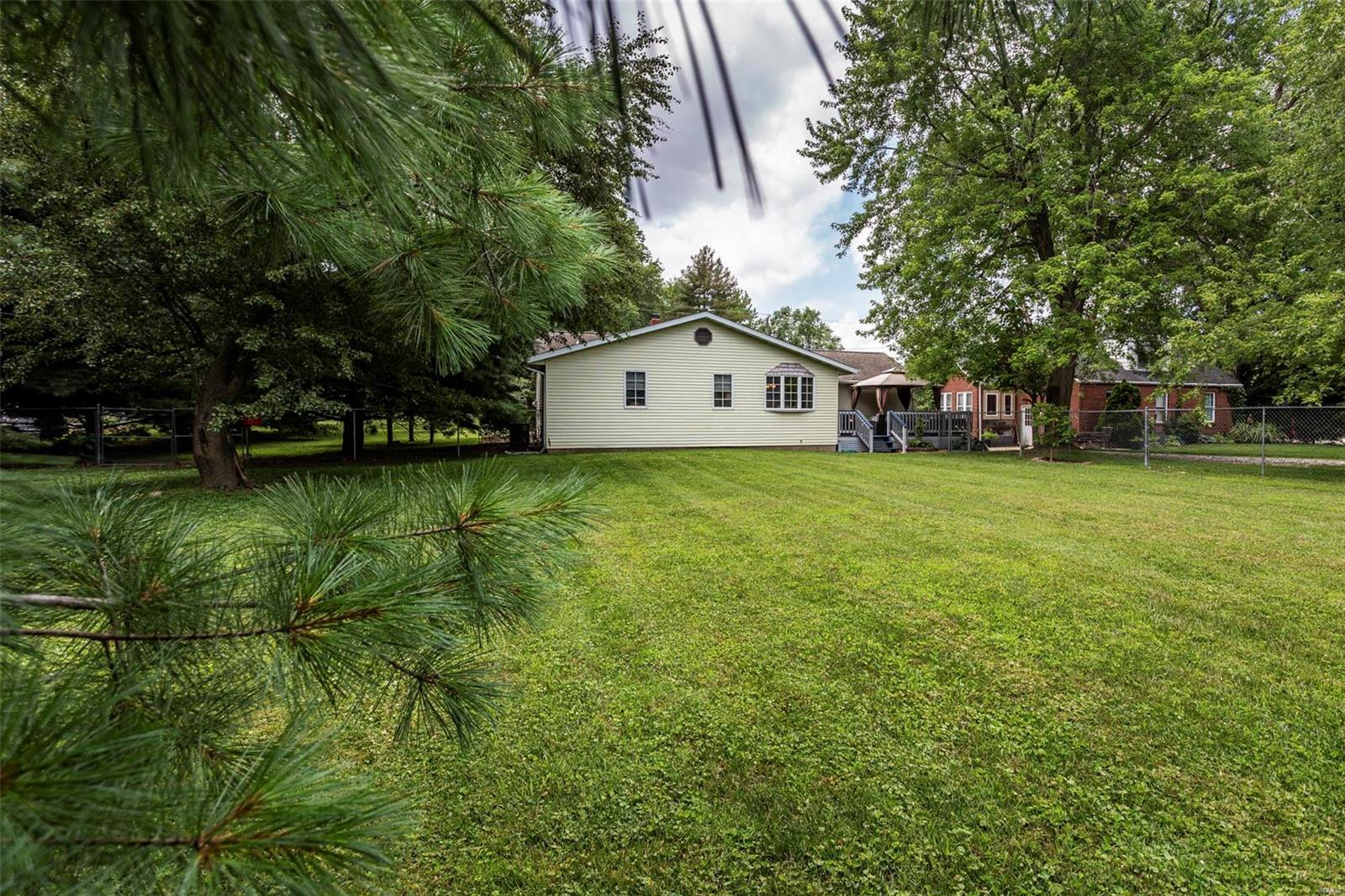 3433 Edwardsville Road Edwardsville, IL 62025 - Photo 29 of 33