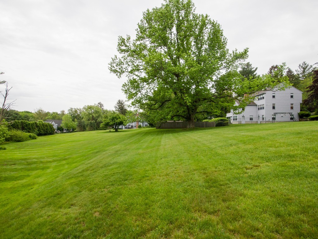 1140 Webster Street Needham, MA 02492 - Photo 11 of 12