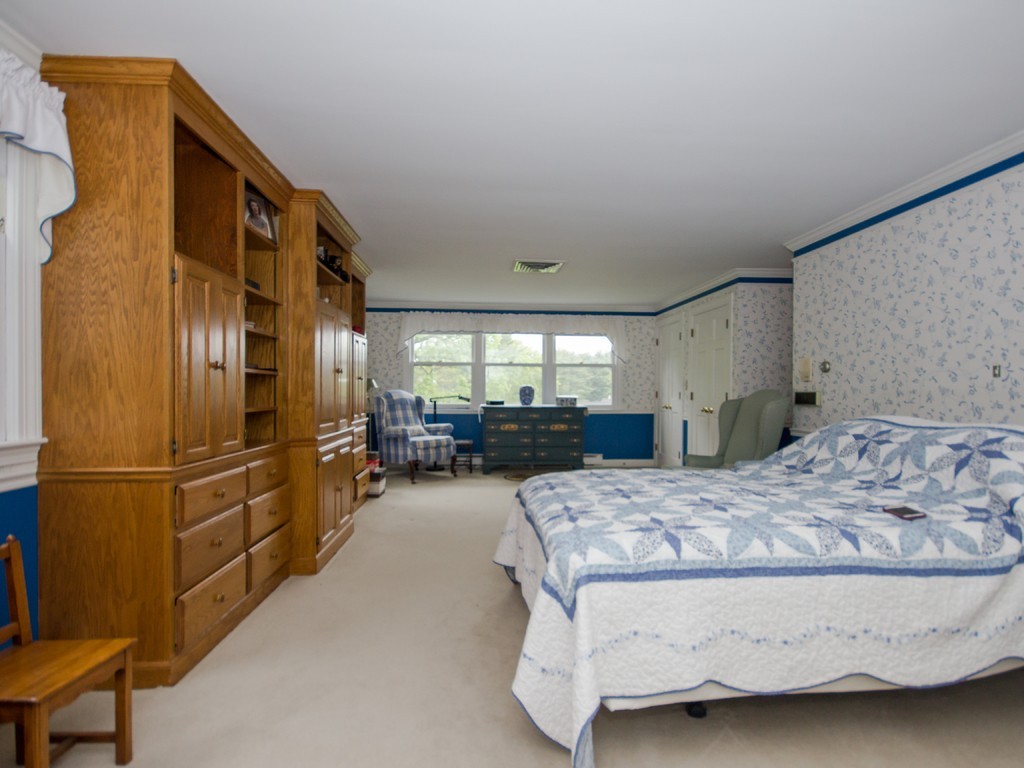 1140 Webster Street Needham, MA 02492 - Photo 6 of 12