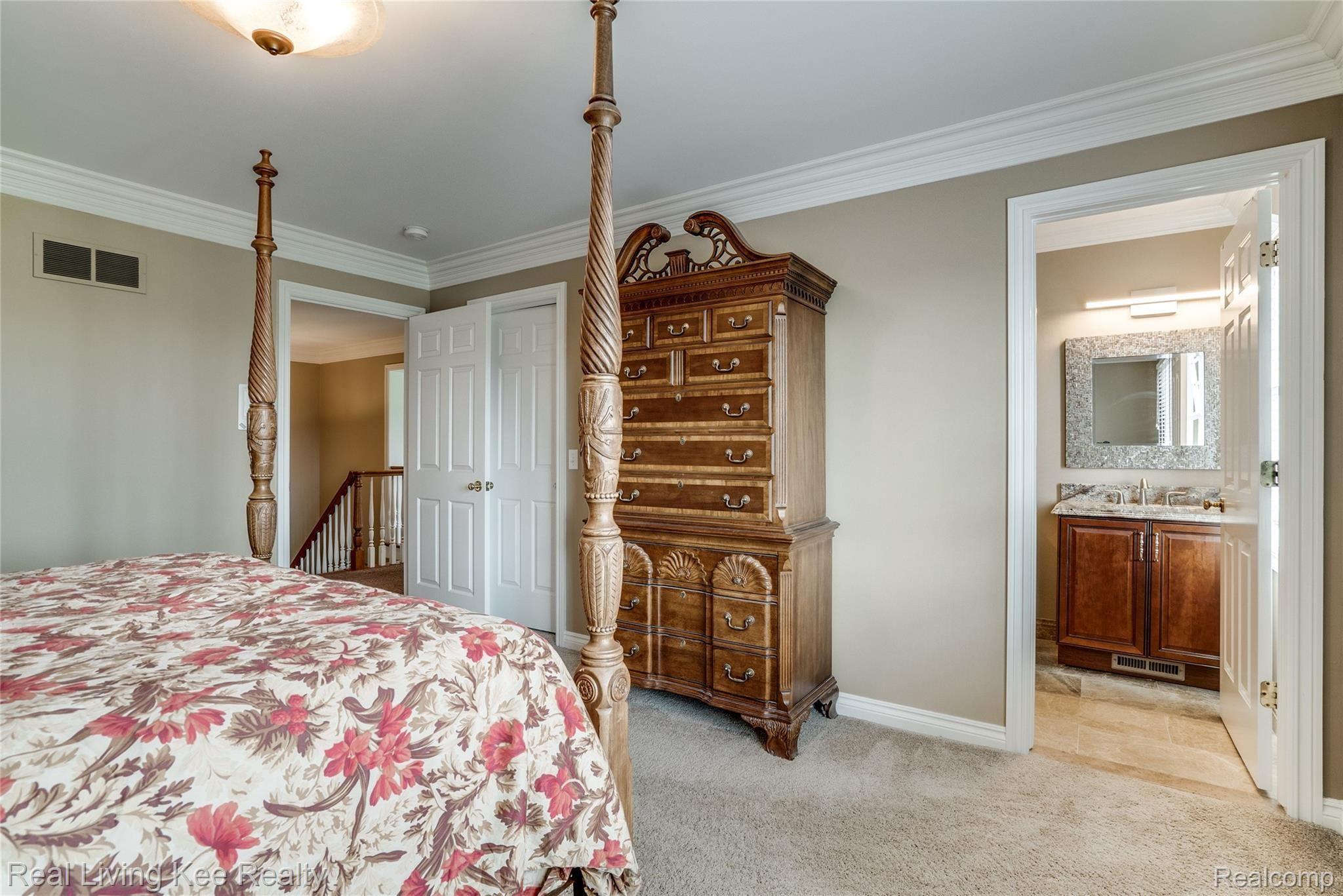 2675 Shorebrook Court Rochester, MI 48306 - Photo 70 of 98 Interiors (56 of 88).jpg