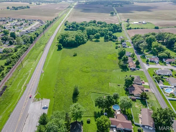 $1,170,000 | 0 Us 40 Hwy Street, St. Jacob, IL 62281