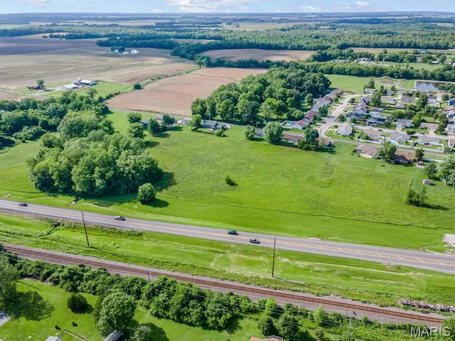 $1,170,000 | 0 Us 40 Hwy Street, St. Jacob, IL 62281