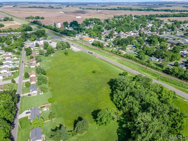 $1,170,000 | 0 Us 40 Hwy Street, St. Jacob, IL 62281