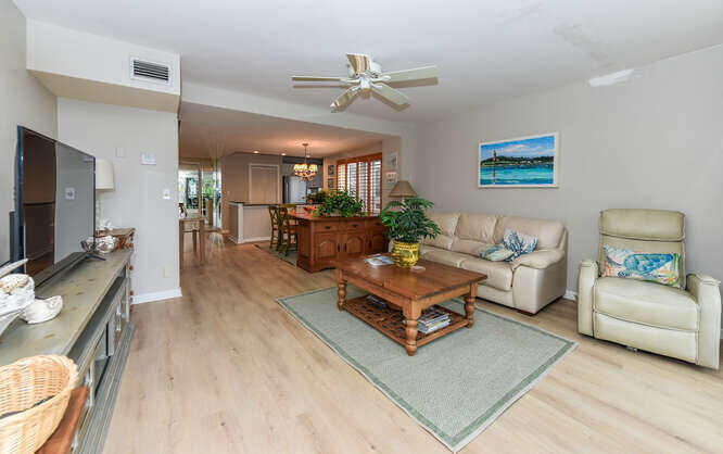 353 Highway 1, Unit C301 Jupiter, FL 33477 - Photo 12 of 32 353 US1 C301 Jupiter FL 33477-small-016-