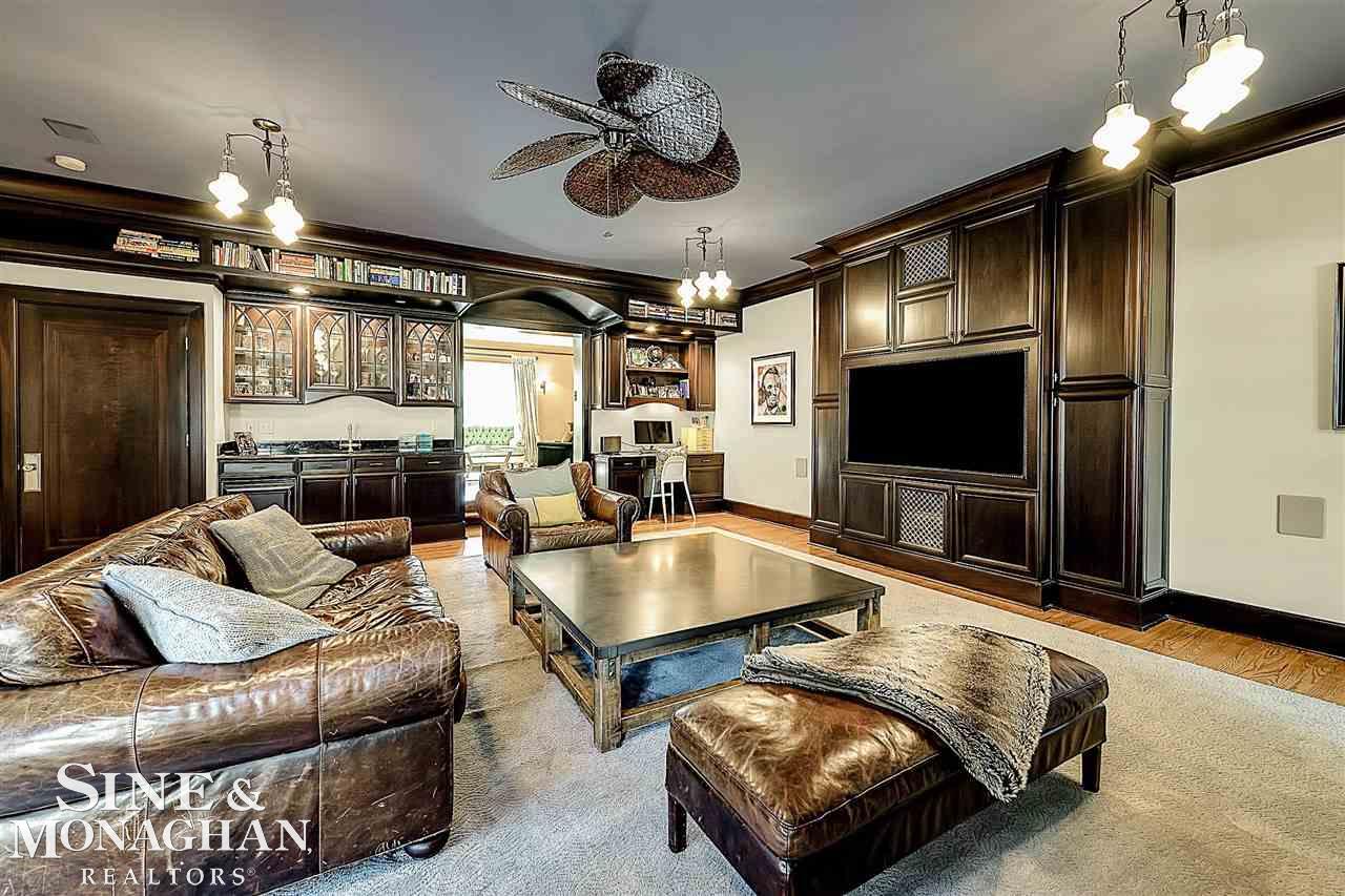 1147 Yorkshire Road Grosse Pointe, MI 48230 - Photo 16 of 42 50082456-15.JPG