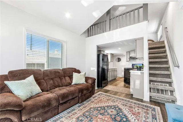 $148,000 | 4925 Holly Avenue, Long Beach, CA 90805