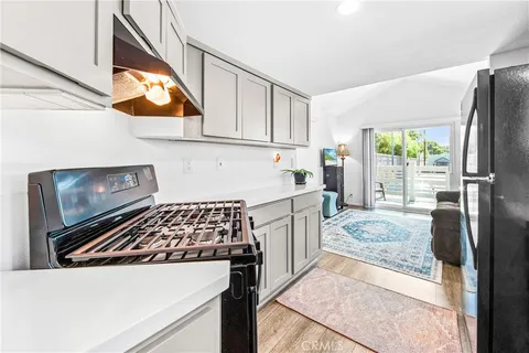 $148,000 | 4925 Holly Avenue, Long Beach, CA 90805