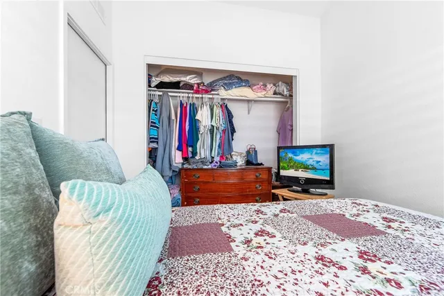 $148,000 | 4925 Holly Avenue, Long Beach, CA 90805