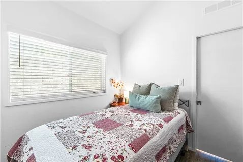 $148,000 | 4925 Holly Avenue, Long Beach, CA 90805