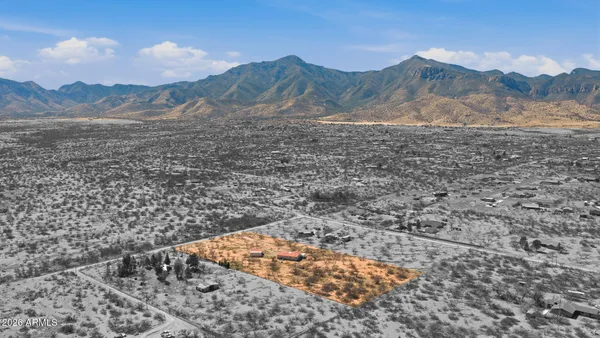 $300,000 | 6455 East Nevada Drive, Hereford, AZ 85615