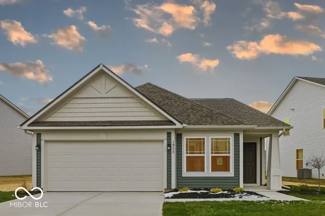 $258,999 | 1973 Black Oak Drive, Shelbyville, IN 46176