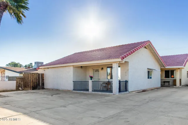a view of a house with a garage