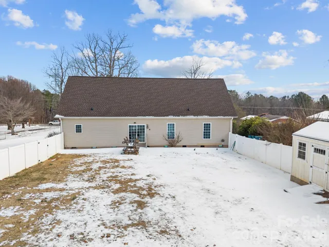 $398,999 | 4275 Bethany Church Road, Claremont, NC 28610