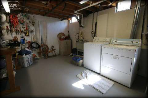 10416 Davison Road Davison, MI 48423 - Photo 26 of 35 20445937-25.JPG