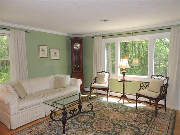 121 Hampton Road Sharon, MA 02067 - Photo 6 of 19