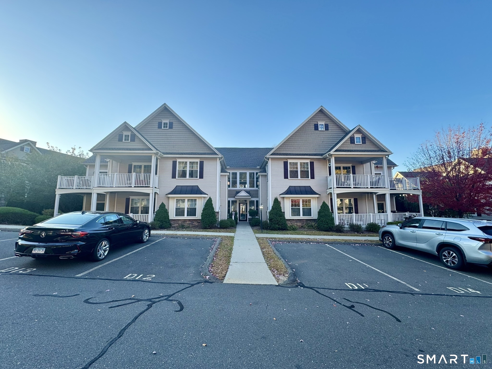 95 South Ridge Lane, Unit D204 Berlin, CT 06037 - Photo 2 of 22 Gallery Image 2