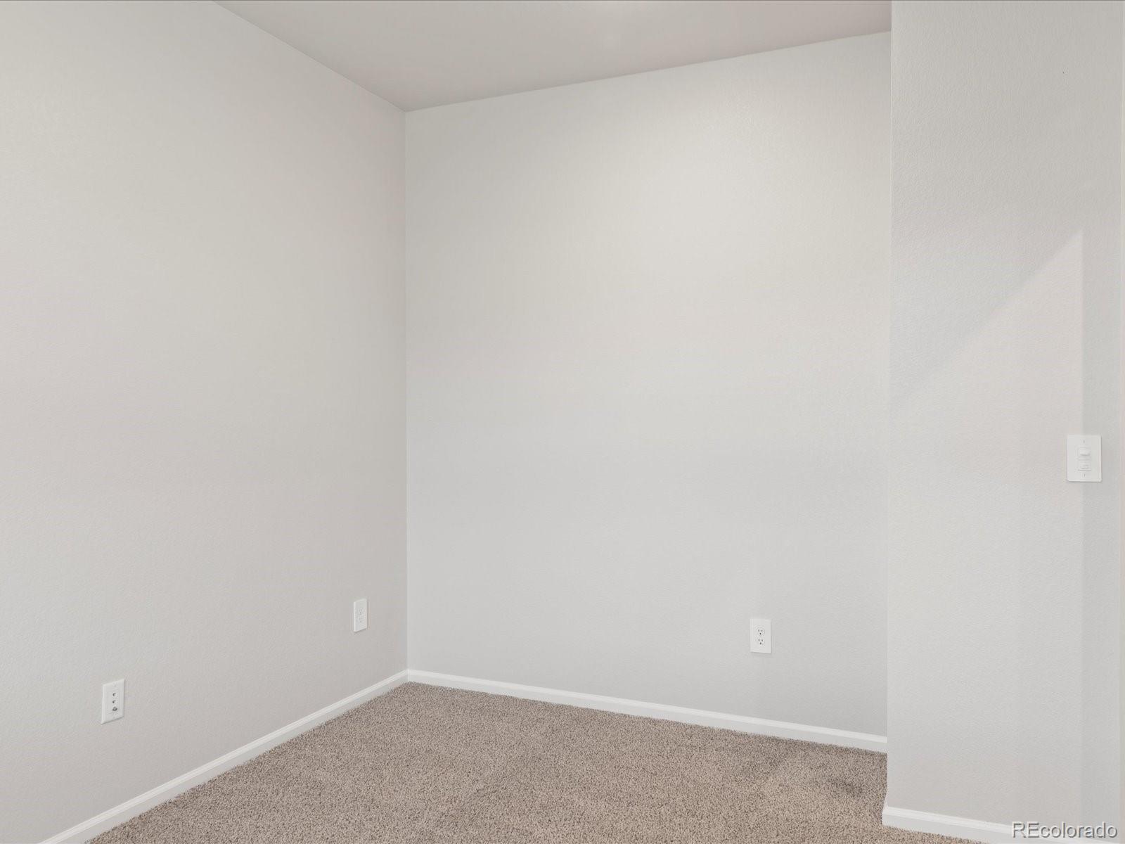 7331 West 27th Street Greeley, CO 80634 - Photo 4 of 40 a room