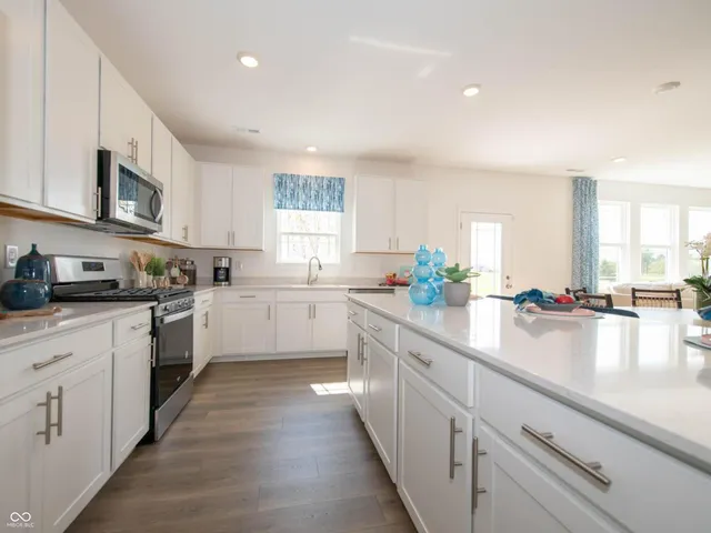 $441,900 | 841 Pearl Street, Whiteland, IN 46184