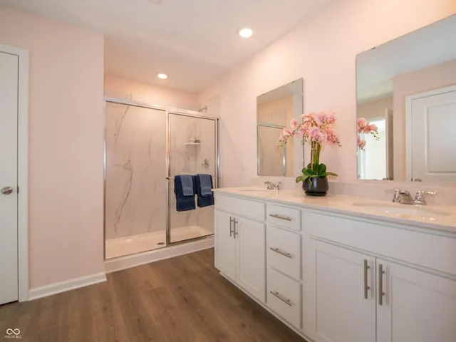 $441,900 | 841 Pearl Street, Whiteland, IN 46184