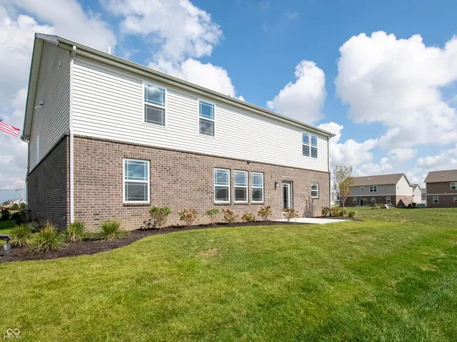 $441,900 | 841 Pearl Street, Whiteland, IN 46184