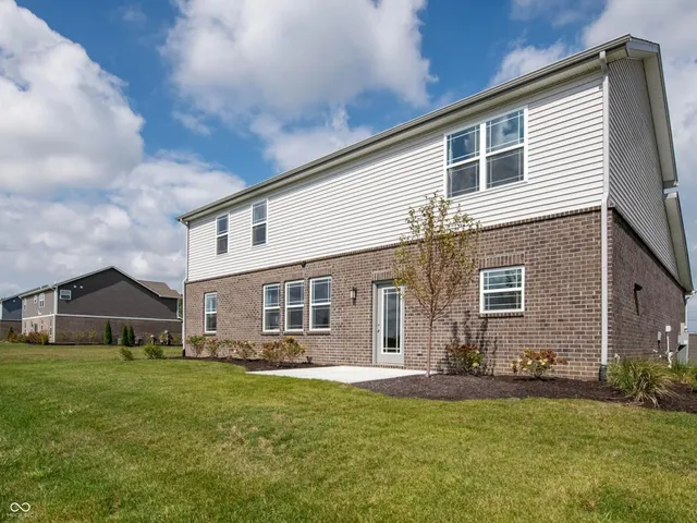 $441,900 | 841 Pearl Street, Whiteland, IN 46184