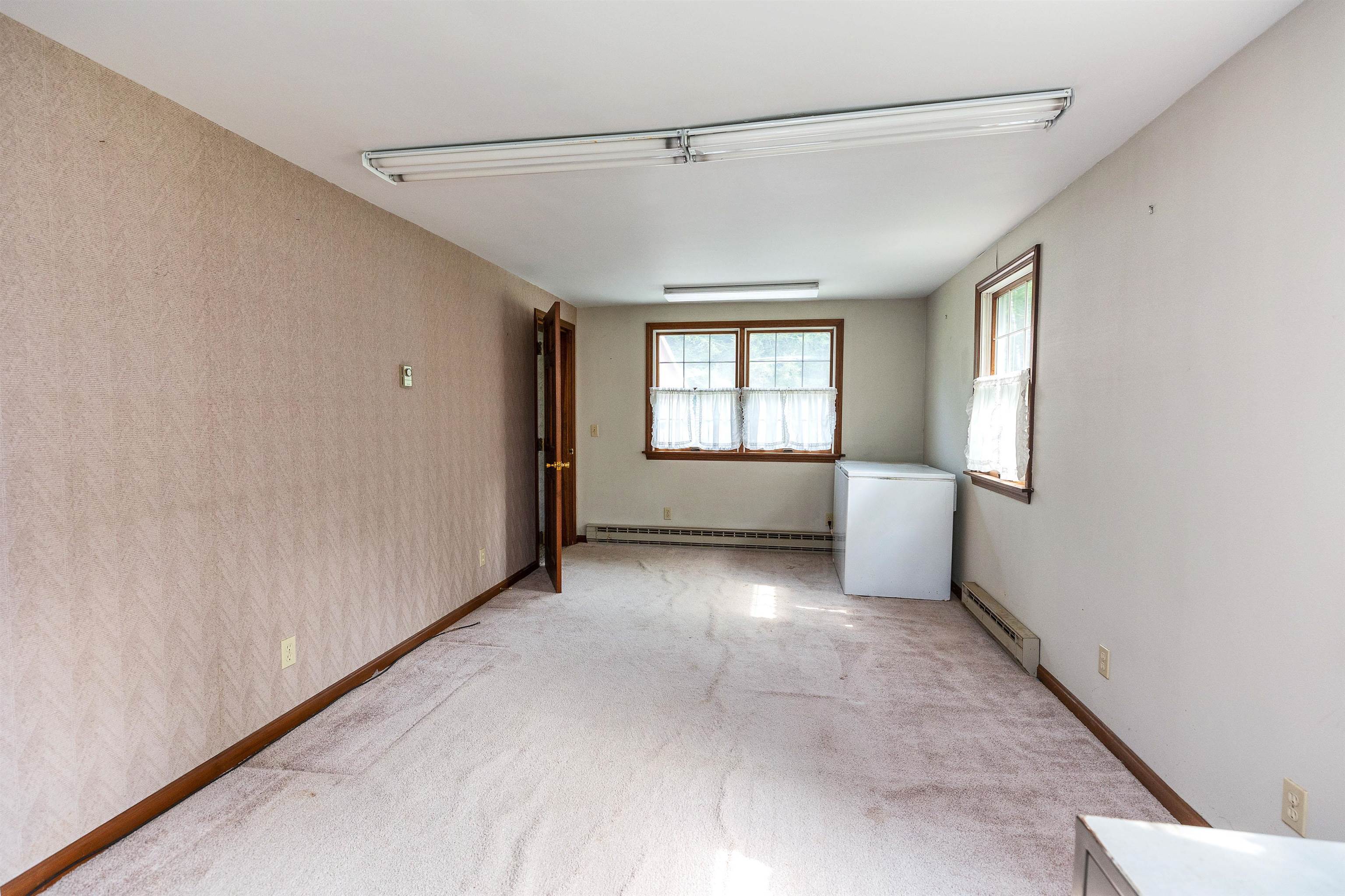 29 Dean Farm Road Jaffrey, NH 03452 - Photo 11 of 59