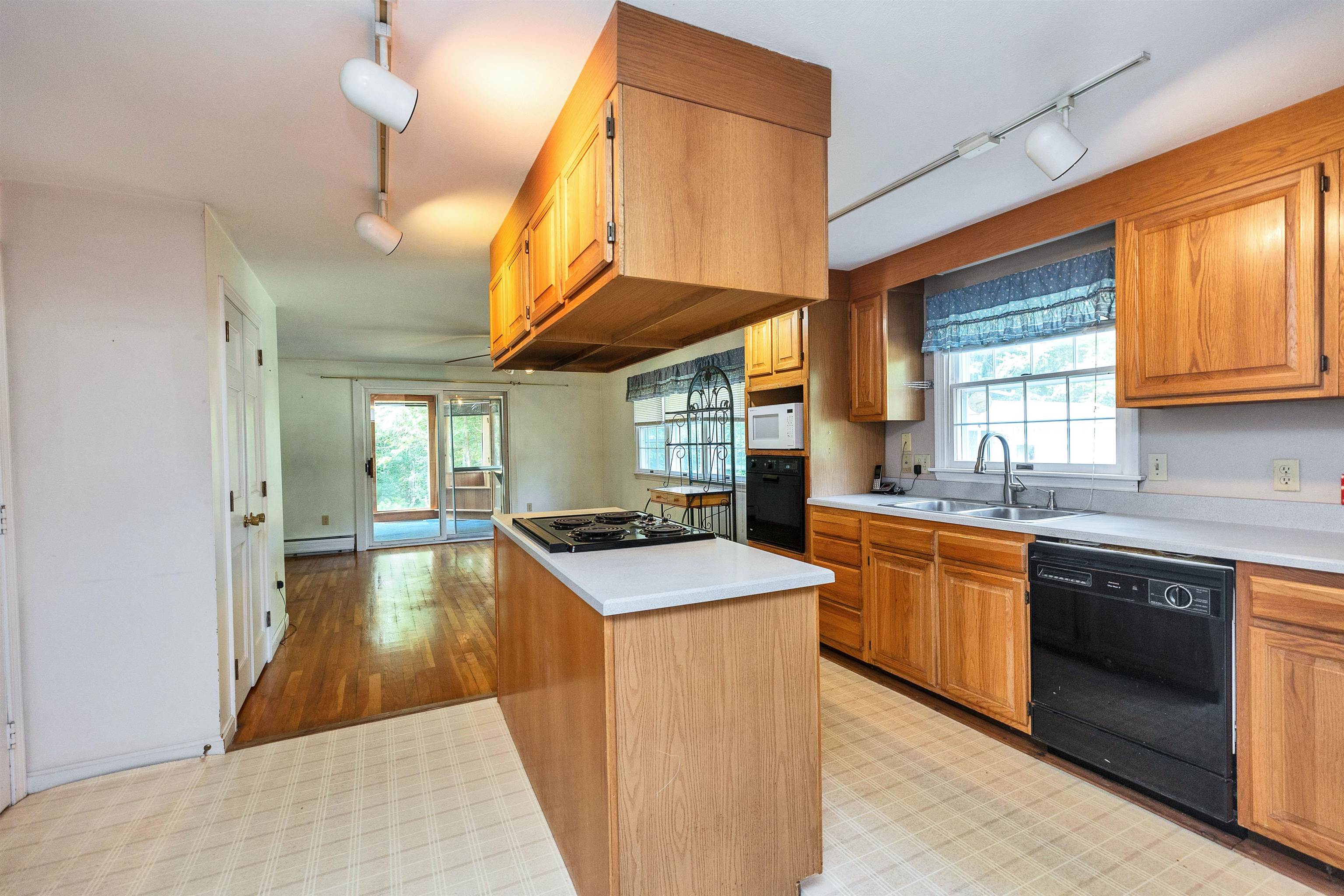 29 Dean Farm Road Jaffrey, NH 03452 - Photo 14 of 59